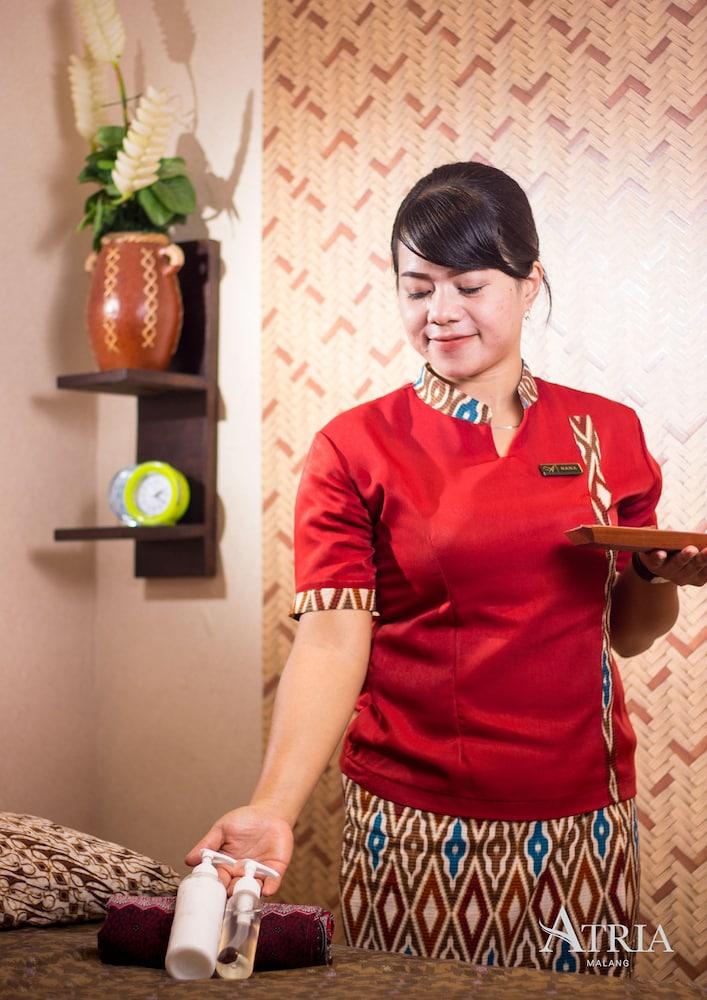Atria Hotel Malang Luaran gambar