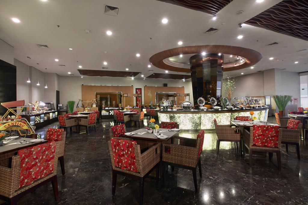 Atria Hotel Malang Luaran gambar